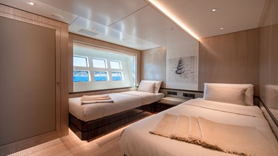 OCEANIC 143 18 Guest Ensuite (3) - OCEANIC 143' Canados 2023