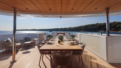 OCEANIC 143 14 Owner's Dining Area - OCEANIC 143' Canados 2023