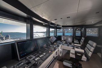 OCEANIC 143 22 Pilot House - OCEANIC 143' Canados 2023
