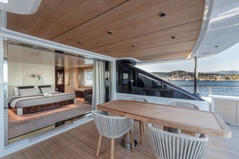 OCEANIC 143 11 Owner's Dining Area - OCEANIC 143' Canados 2023