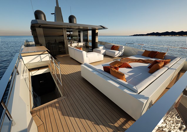 Tribale 95 flybridge view