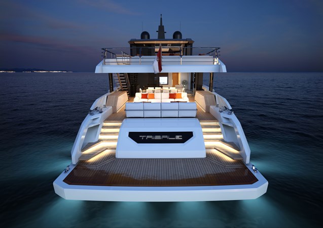 Tribale 95 night view stern
