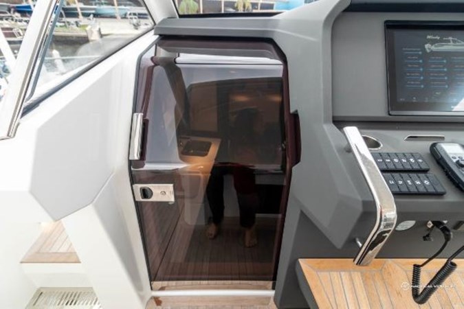 8524776_20230113080002450_1_LARGE (1) (Medium)