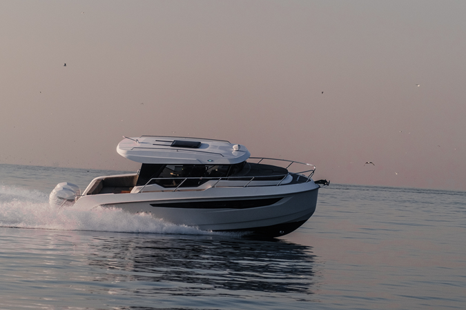 3_2023 30ft Vento Yacht V30 Weekender_twin engine