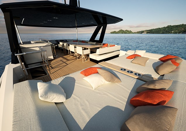 TribaleCat54 flybridge sunbed