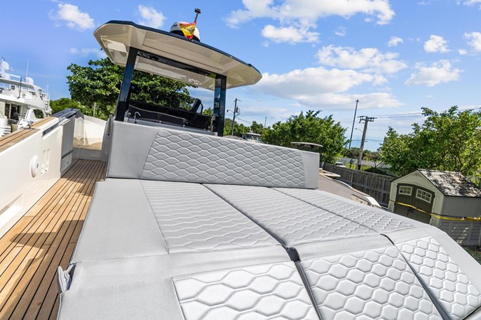 21_2023 37ft Astondoa 377 Coupe Outboard