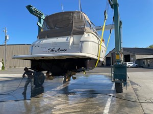 2003 Regal 3860 Commodore Diesel 21 
