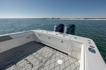 2003 SeaCraft SC32 Master Angler 9 
