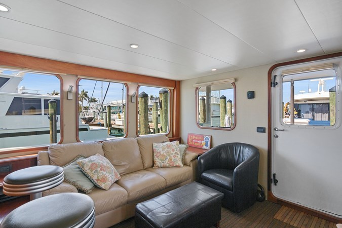 12_2004 57ft Northern Marine 5700 Expedition RAVEN