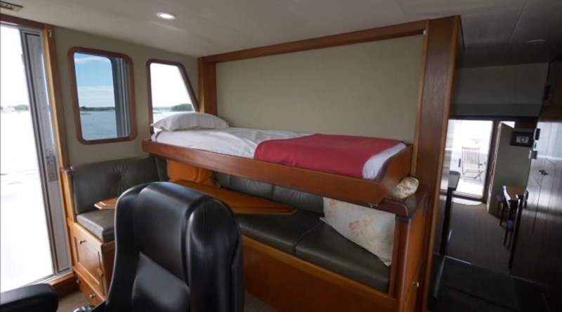 20_2004 57ft Northern Marine 5700 Expedition RAVEN