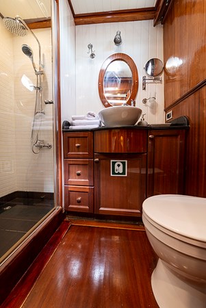 Queen of Datca Twin Cabin Bathroom 02