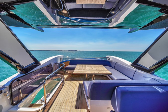 68 Sunseeker Manhattan-16