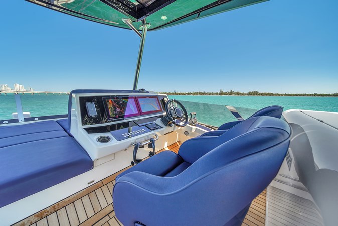 68 Sunseeker Manhattan-25