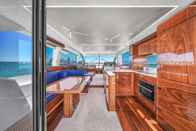 68 Sunseeker Manhattan-40