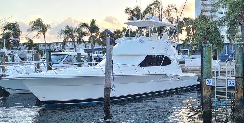 3_2004 42ft Riviera 42 Convertible