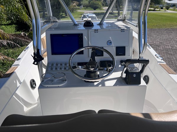 12_2022 27ft Dusky 278 Center Console
