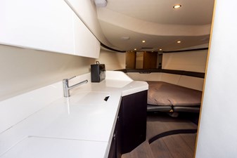 2022 Fairline F-Line 33 30 