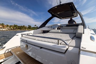 2022 Fairline F-Line 33 43 