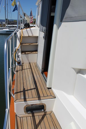 Teak side decks