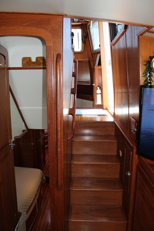 Steps to pilothouse