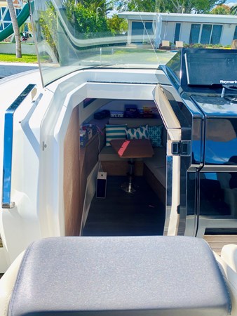 32_2020 37ft Astondoa 377 Coupe OB