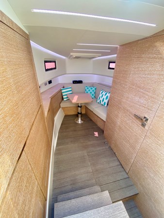 33_2020 37ft Astondoa 377 Coupe OB