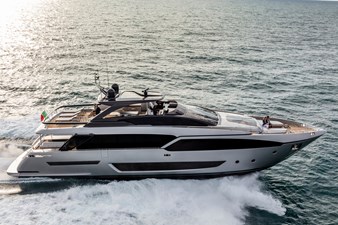 Riva 90' Argo    1 Riva90'ArgoNewCruising_0000_35936