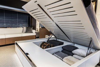 Riva 90' Argo    42 Riva90'ArgoNewMaindeck_0011_38601