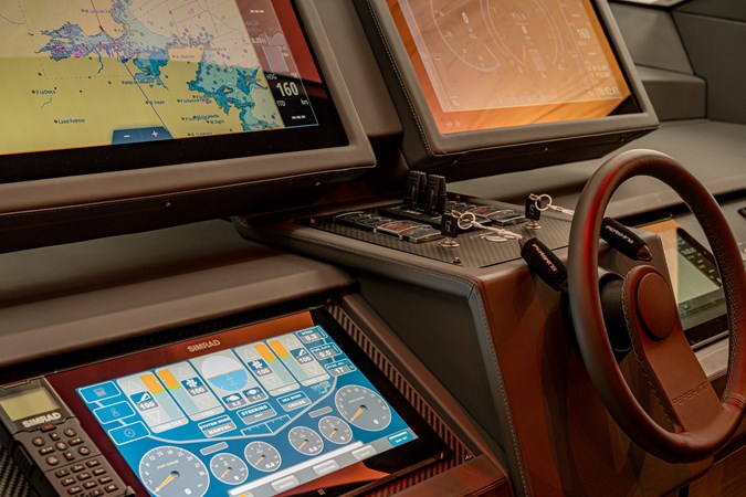 04) Pershing 8X_16_SILVER BULLET_Technical_7