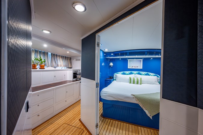 97_marlow_pivot_lower_galley_laundry_1