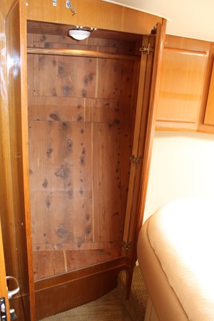 Master cedar-lined hanging locker