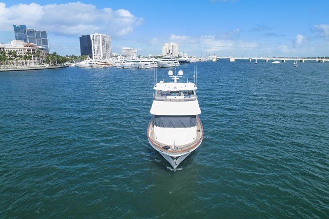 12_2010 85ft Ocean Alexander 83 OA