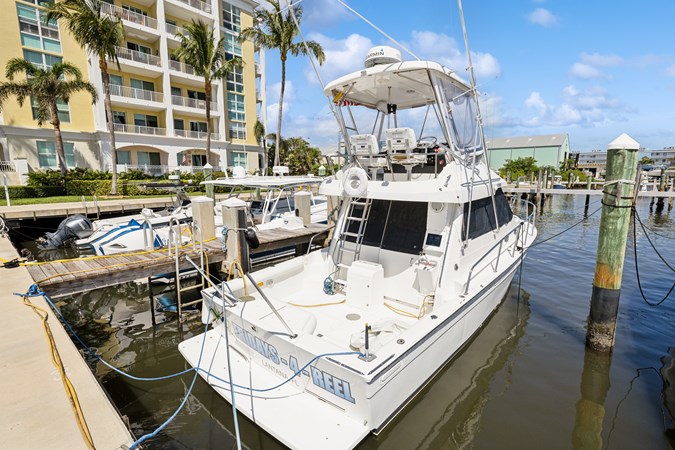 2_ 2001 38ft Mediterranean Convertible FRIDAYS 4 REEL 