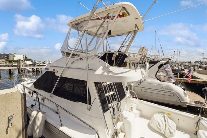 4_ 2001 38ft Mediterranean Convertible FRIDAYS 4 REEL 