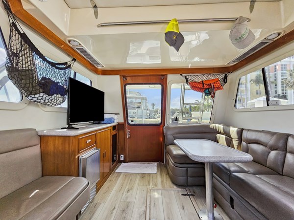 15_ 2001 38ft Mediterranean Convertible FRIDAYS 4 REEL 