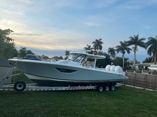 3_2021 37ft Pursuit S378