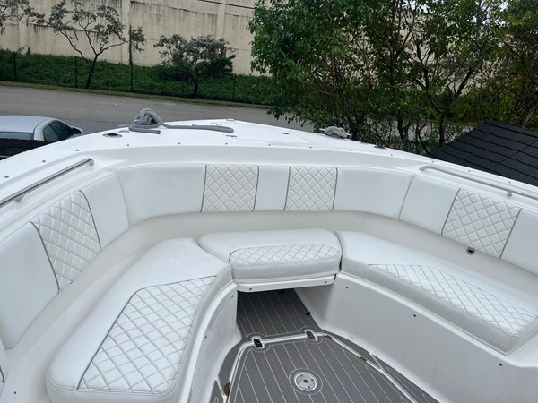 6_2021 37ft Pursuit S378