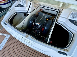 2011 Regal 2300 Bowrider NLWS 58 IMG_1499