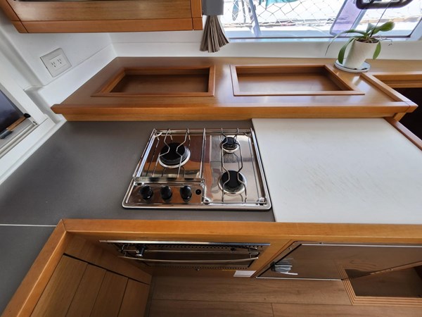 9212115_20240328094535192_1_XLARGE