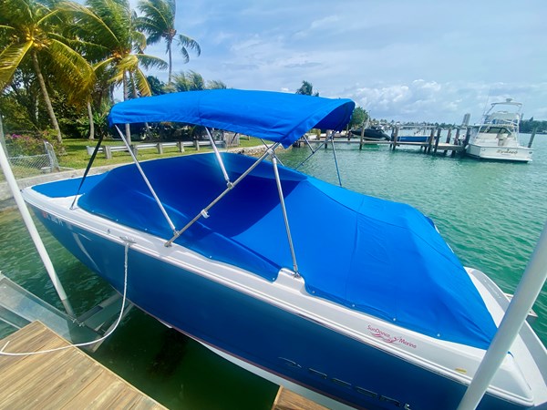 4_2016 22ft Regal 22 Fasdeck