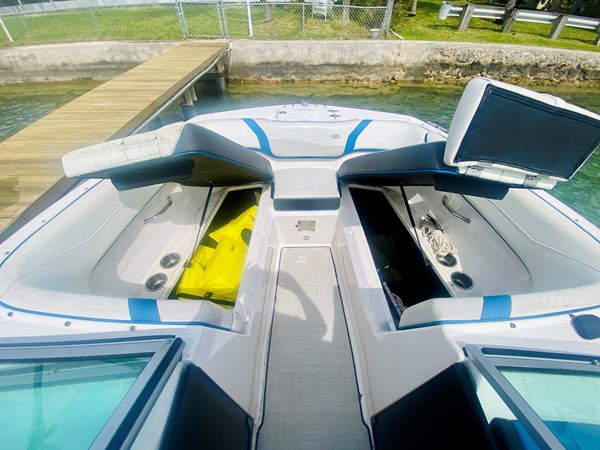 16_2016 22ft Regal 22 Fasdeck