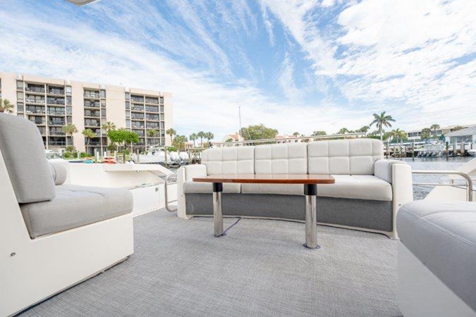 Aft Deck Seating & Matching Carpet