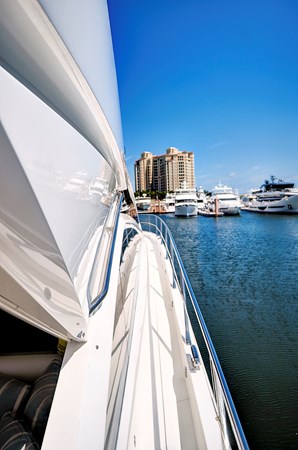 5_2017 68ft Sunseeker 68 Sport Yacht ONCE AROUND