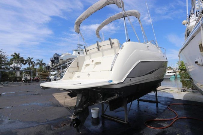 4_2006 24ft Stingray 240CS with Trailer