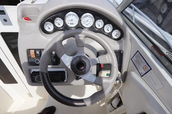 11_2006 24ft Stingray 240CS with Trailer