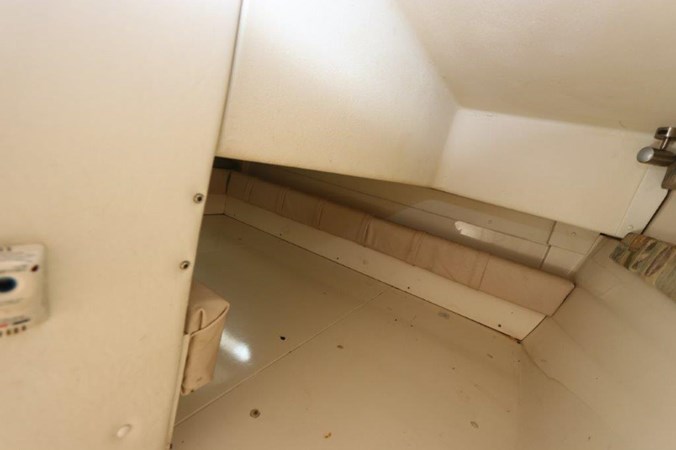 17_2006 24ft Stingray 240CS with Trailer