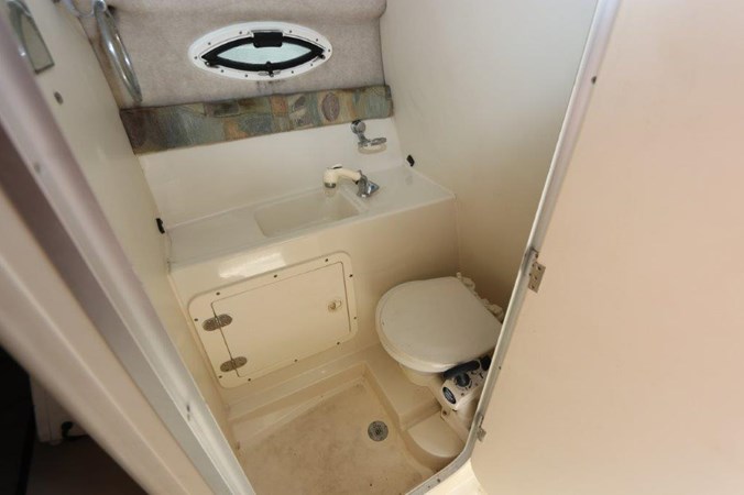 18_2006 24ft Stingray 240CS with Trailer