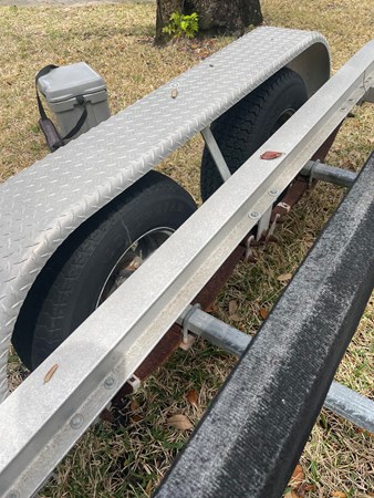 23_1992 22ft Mako 221 CC