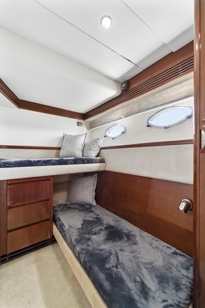 20_2002 65ft Princess V65 SEANORITA