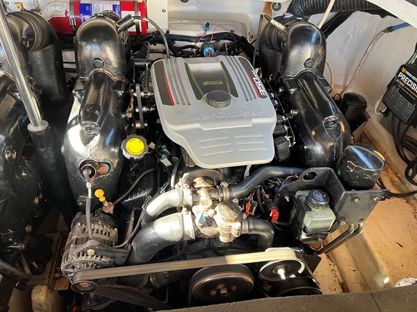 44_2012 30ft Sea Ray 300 SLX PALASEA-NO